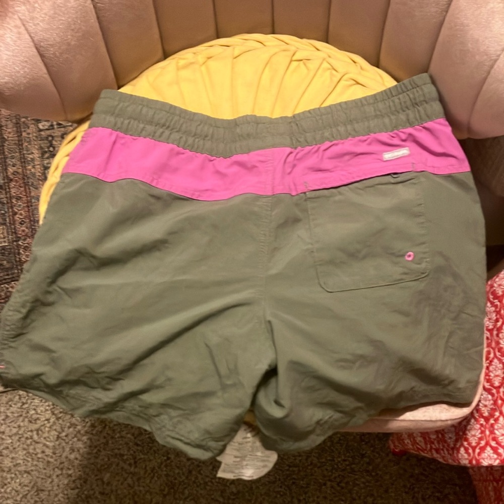 COLUMBIA Olive and Pink Women's Shorts